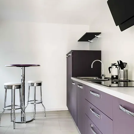 Comoloft Apartment