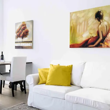 Comoloft Apartment