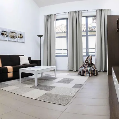 Comoloft Apartment Como